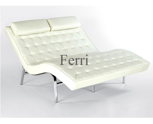 A8 042 JOSEFN & DAYBED