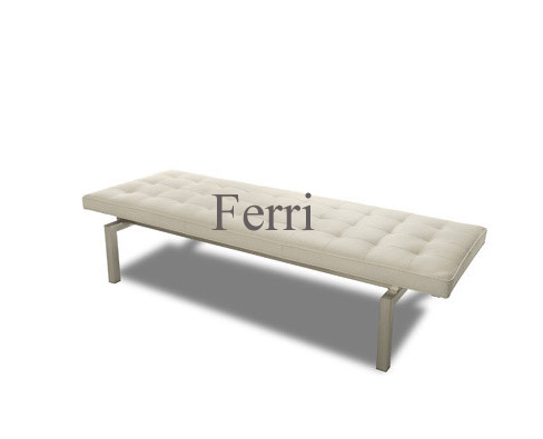 F1 044 BENCH PUF